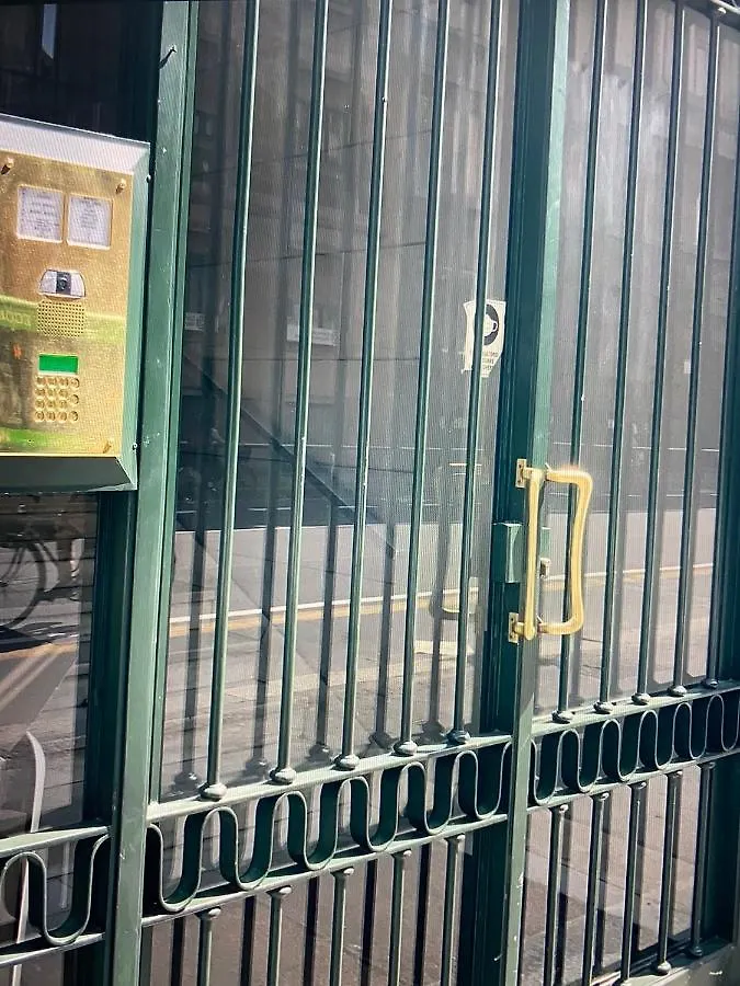 Milano: Incantevole Appartamento In Pieno Centro - Fancy Yellow Apartments